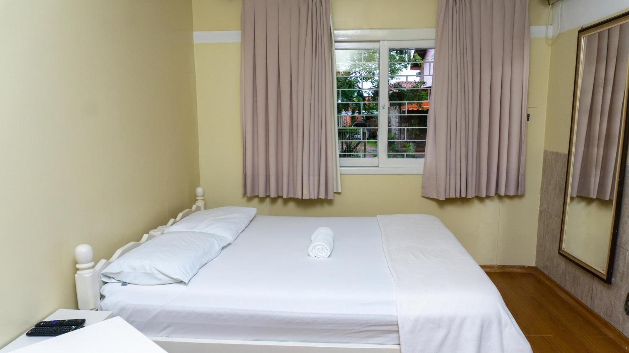 Canoas Hotel Castel מראה חיצוני תמונה